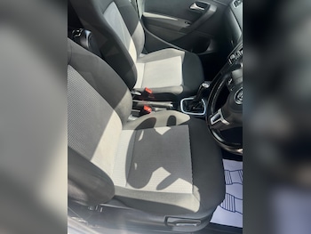 Used Volkswagen Polo 2010 for sale - 78558586: Photo