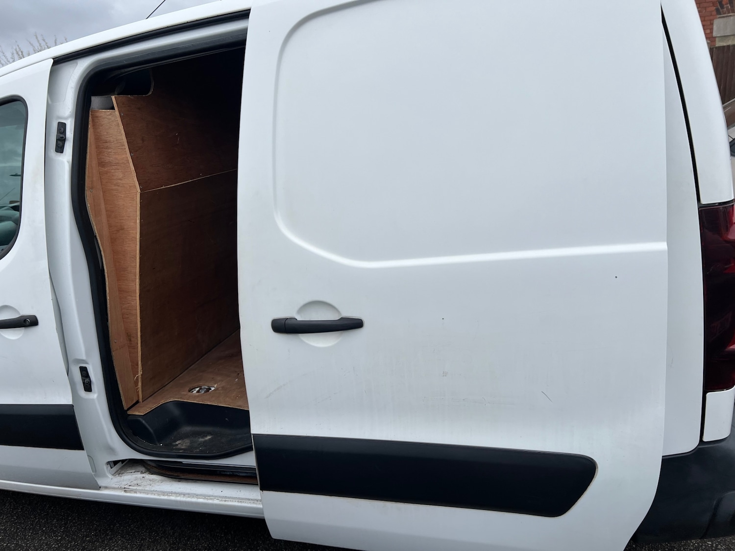 Used Citroen Berlingo 2013 for sale - 77902723: Photo 2