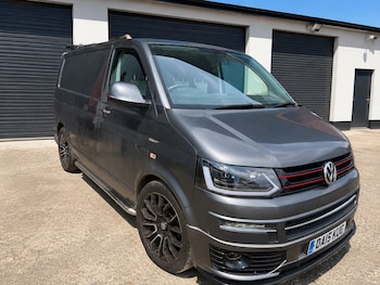 Used Volkswagen Transporter 2015 for sale - 78927801: Photo