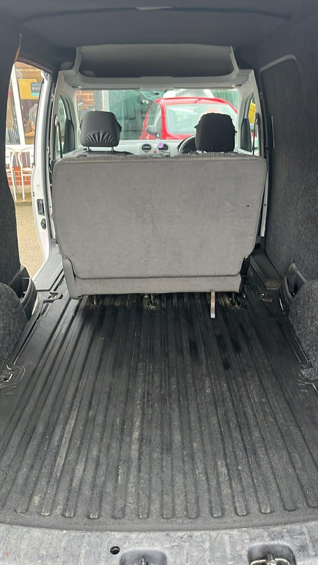 Used Volkswagen Caddy Maxi 2011 for sale - 77312740: Photo 10