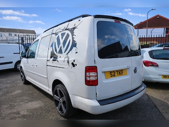 Used Volkswagen Caddy Maxi 2011 for sale - 77312740: Photo