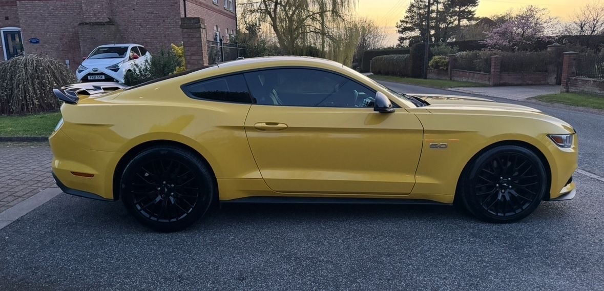 Used Ford Mustang 2018 for sale - 78052608: Photo 4