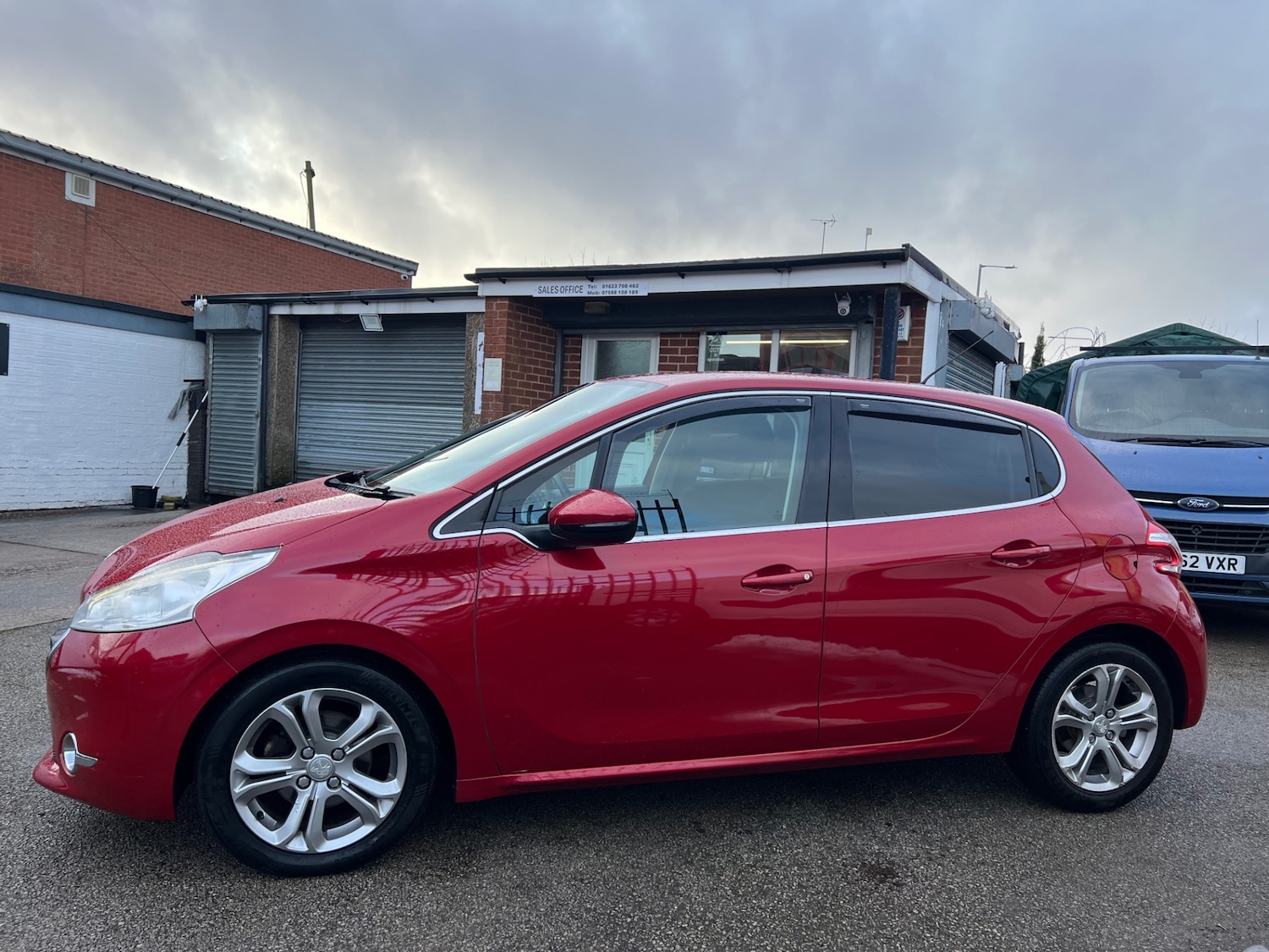 Used Peugeot 208 2014 for sale - 77168488: Photo 13