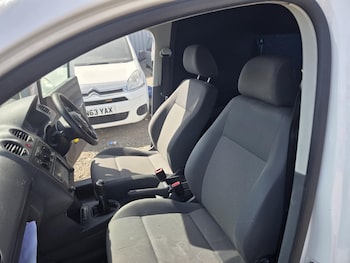 Used Volkswagen Caddy 2015 for sale - 75568492: Photo