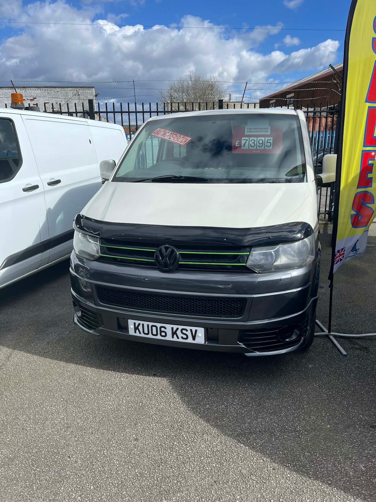 Used Volkswagen Transporter 2006 for sale - 77896036: Photo 2