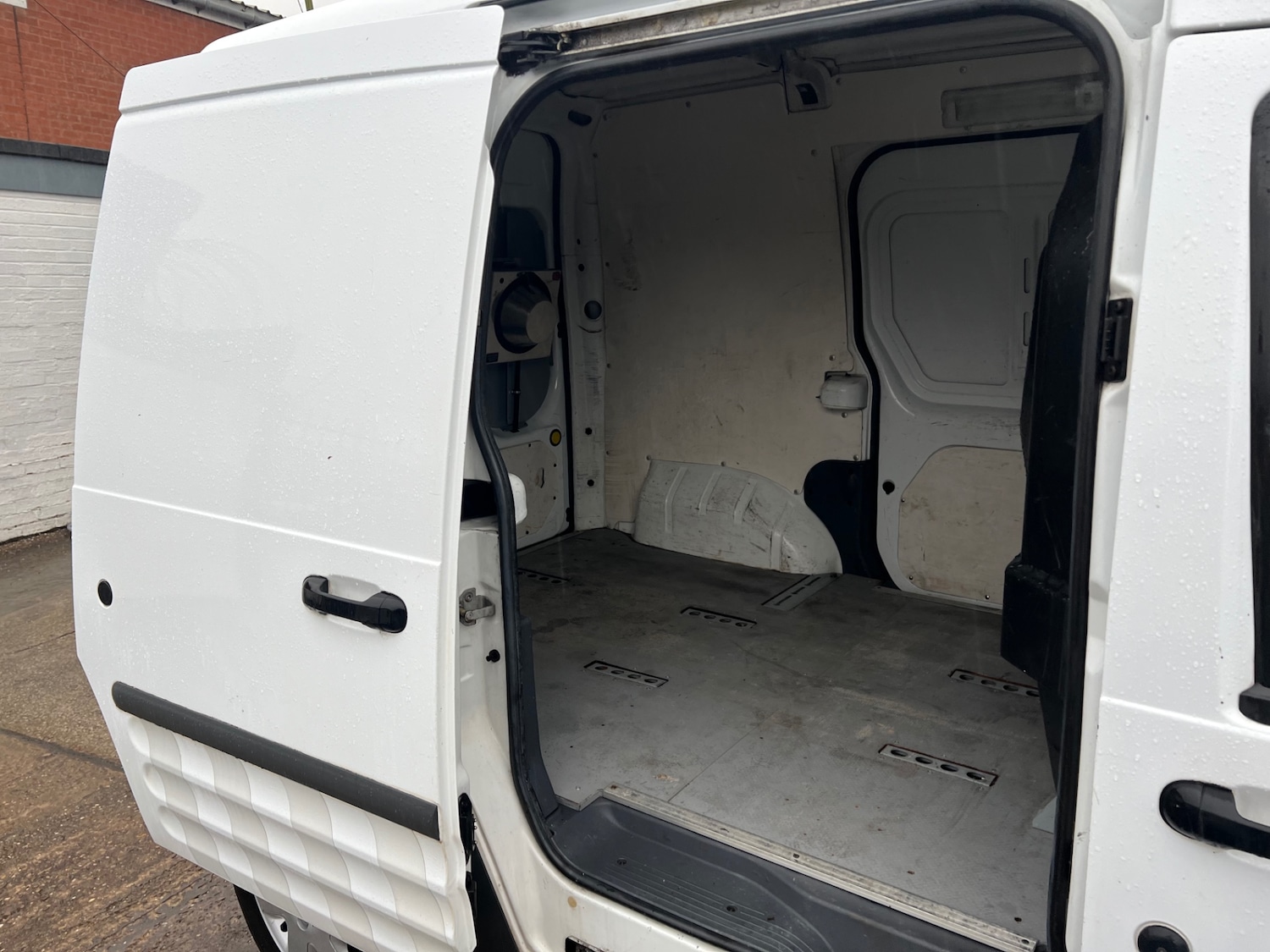 Used Ford Transit Connect 2011 for sale - 77179648: Photo 10