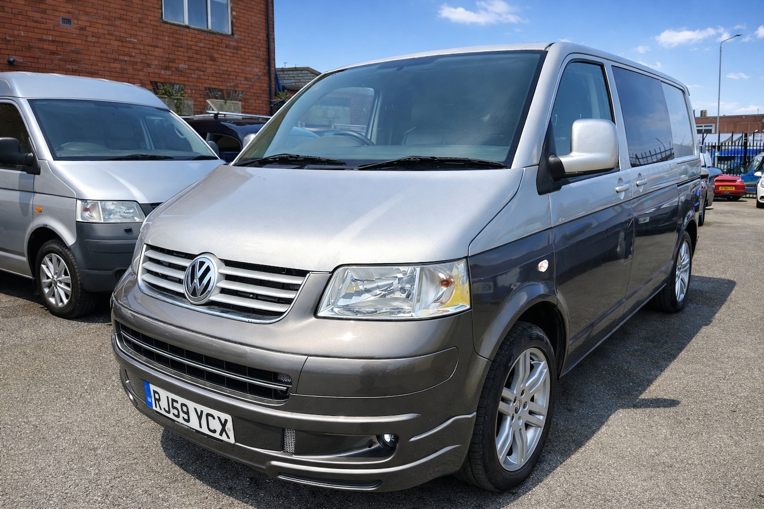 Used Volkswagen Transporter 2010 for sale - 77973580: Photo 1