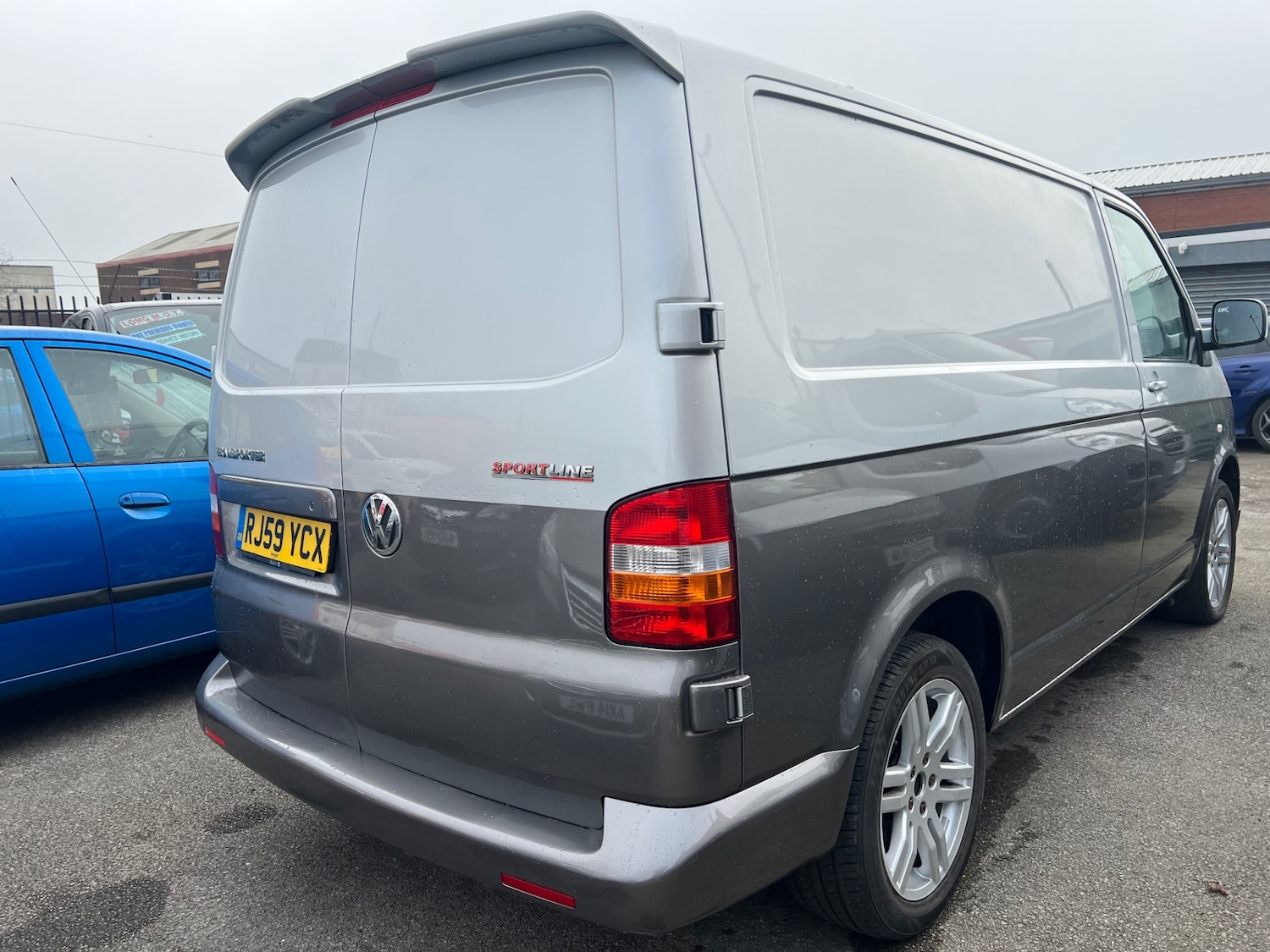 Used Volkswagen Transporter 2010 for sale - 77973580: Photo 6