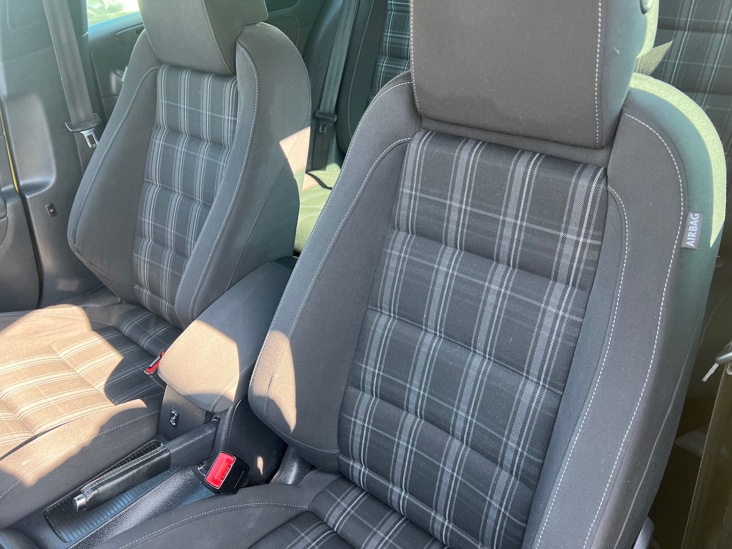 Used Volkswagen Golf 2011 for sale - 77943539: Photo 8