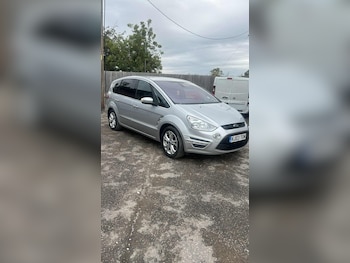 Ford - S-Max