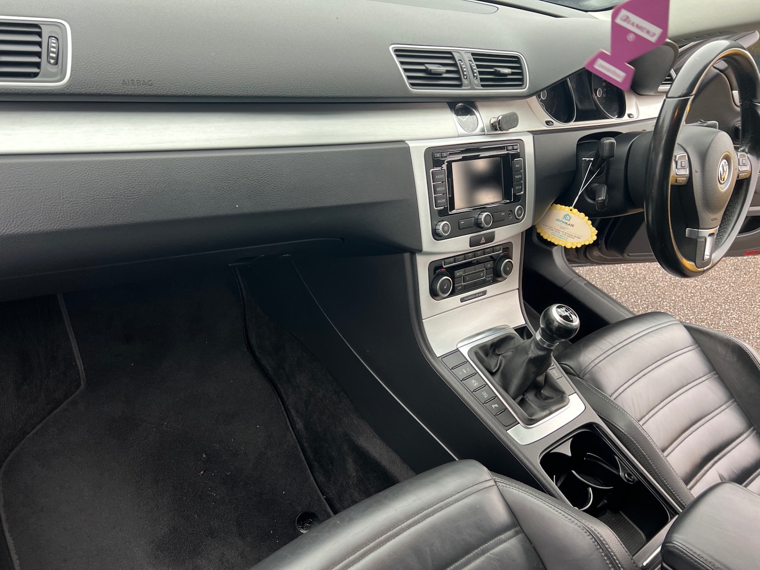 Used Volkswagen Passat 2011 for sale - 76126393: Photo 8