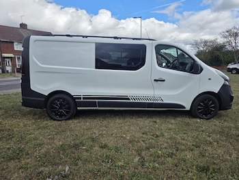 Used Vauxhall Vivaro 2015 for sale - 75581769: Photo