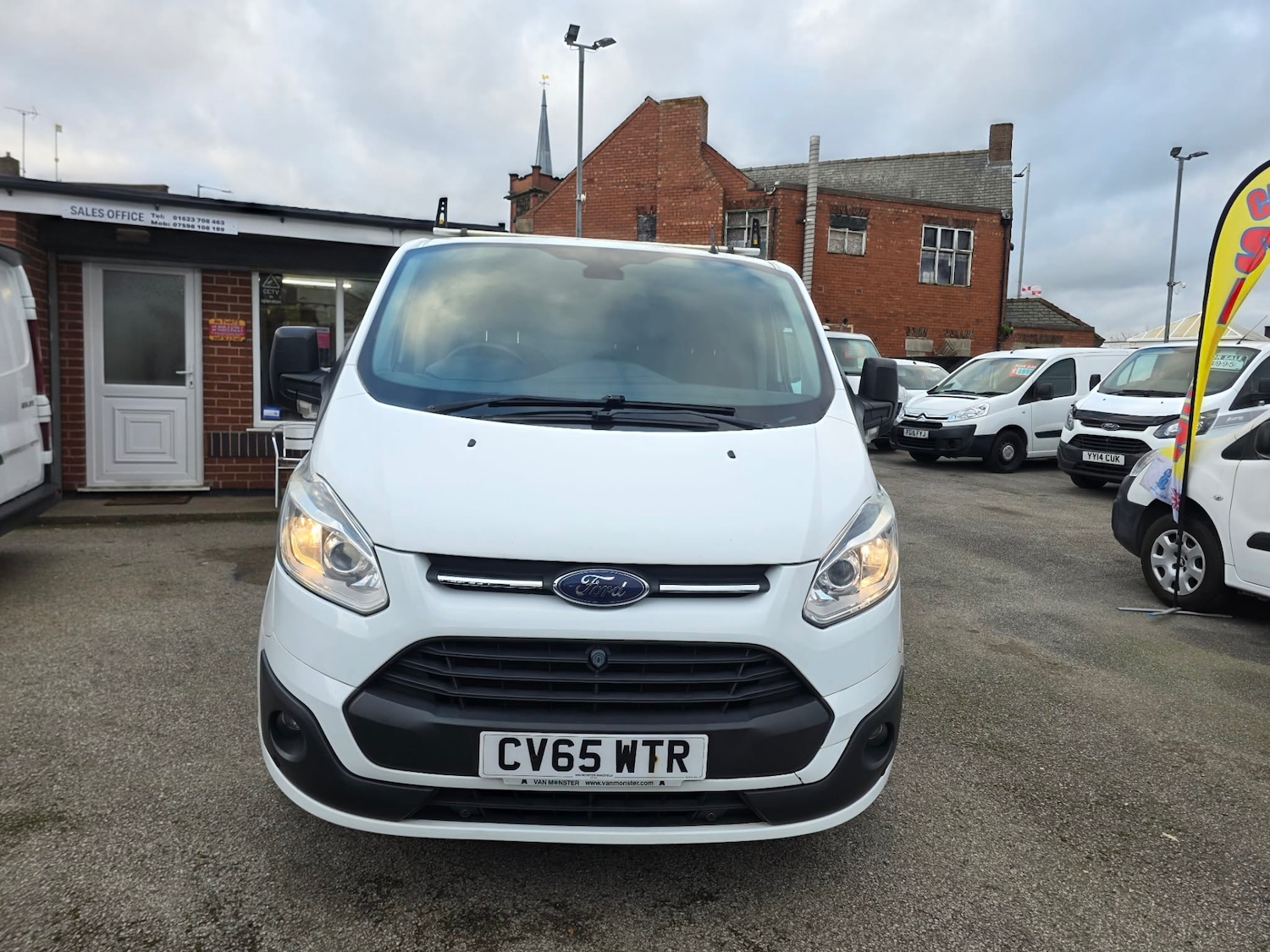 Used Ford Transit Custom 2015 for sale - 76877331: Photo 2