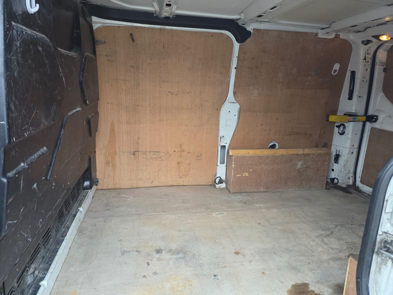 Used Ford Transit Custom 2015 for sale - 76877331: Photo 4