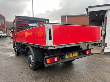 Used Nissan Cabstar 2015 for sale - 79581839: Photo