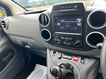 Used Peugeot Partner 2018 for sale - 78776312: Photo