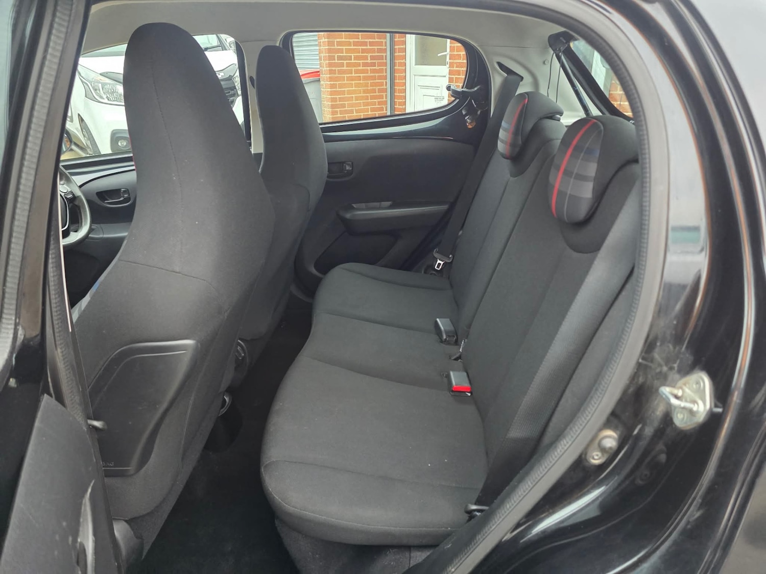 Used Peugeot 108 2015 for sale - 77062152: Photo 14