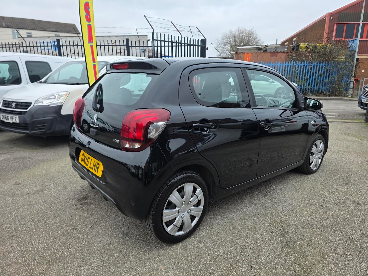Used Peugeot 108 2015 for sale - 77062152: Photo 9