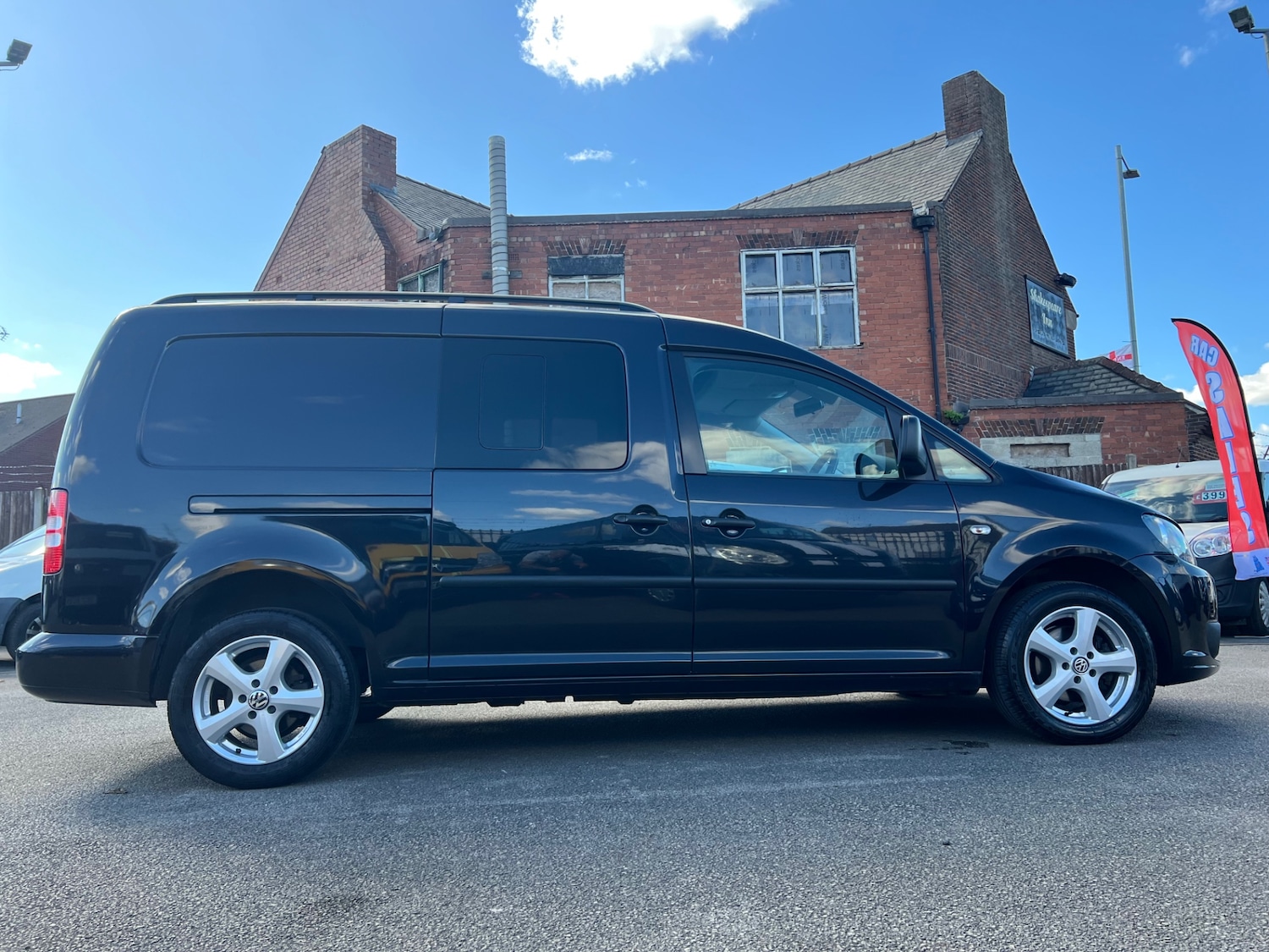 Used Volkswagen Caddy Maxi 2012 for sale - 76026166: Photo 4