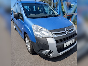 2011 (11) - 1.6 HDi 90 XTR 5dr