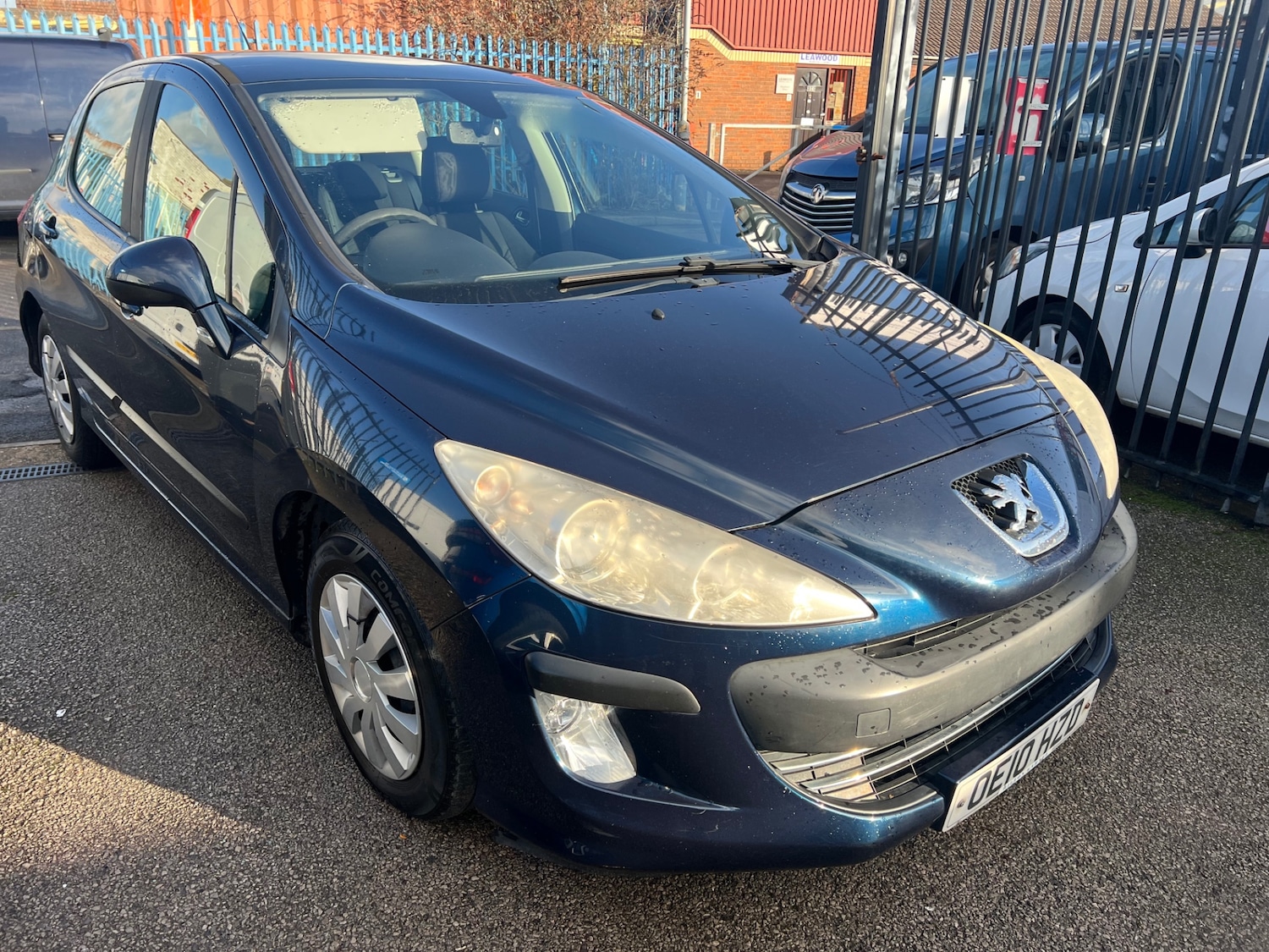 Used Peugeot 308 2010 for sale - 77351268: Photo 3