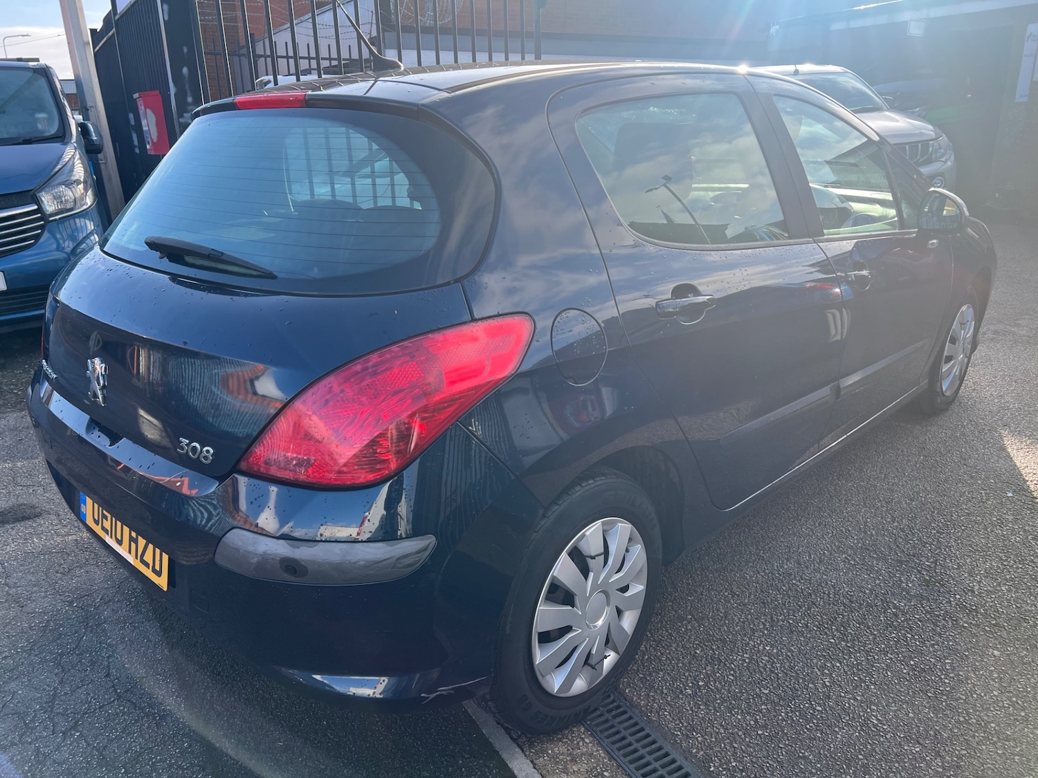 Used Peugeot 308 2010 for sale - 77351268: Photo 6