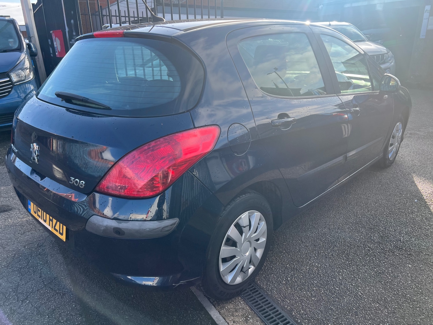 Used Peugeot 308 2010 for sale - 77351268: Photo 8