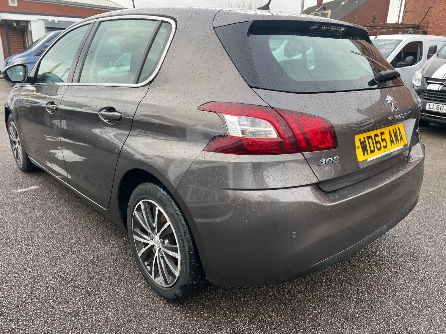 Used Peugeot 308 2015 for sale - 77168025: Photo 11