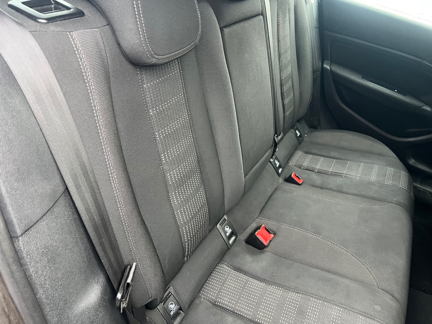 Used Peugeot 308 2015 for sale - 77168025: Photo 13