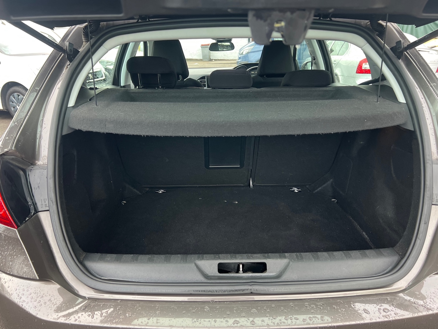 Used Peugeot 308 2015 for sale - 77168025: Photo 7