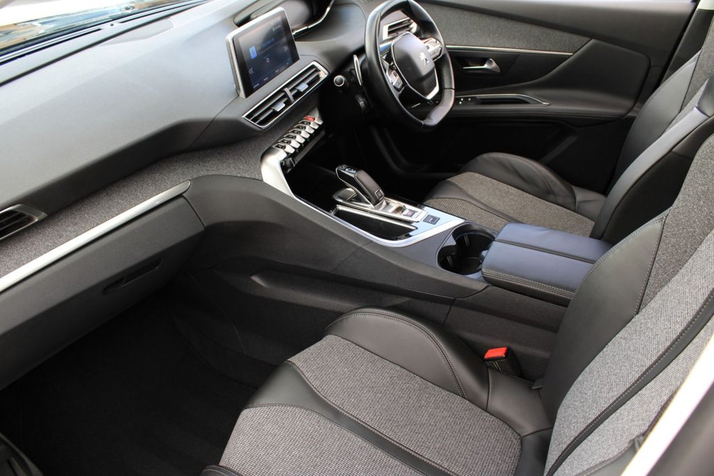 Used Peugeot 3008 2018 for sale - 75998109: Photo 12