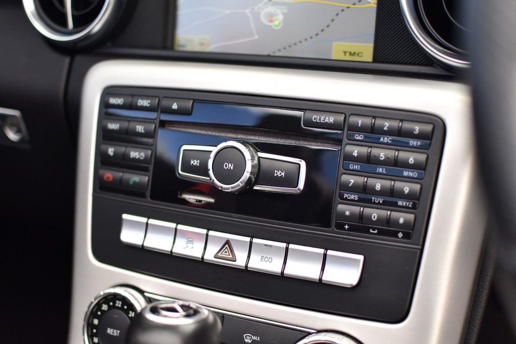 Used Mercedes-Benz SLK 2012 for sale - 77849836: Photo 18