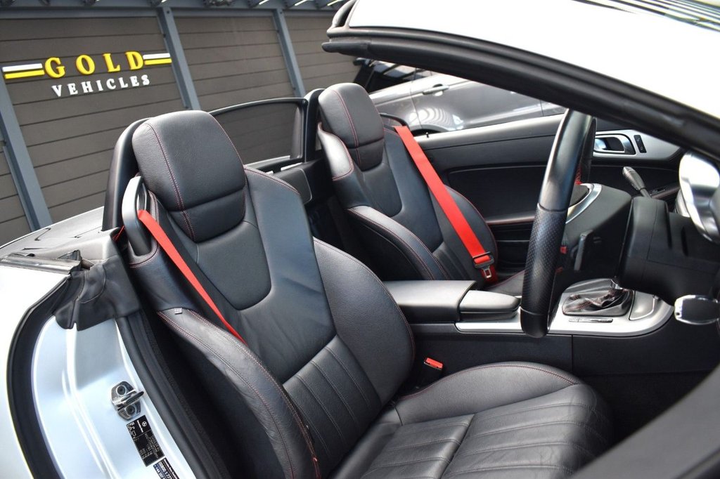 Used Mercedes-Benz SLK 2012 for sale - 77849836: Photo 24