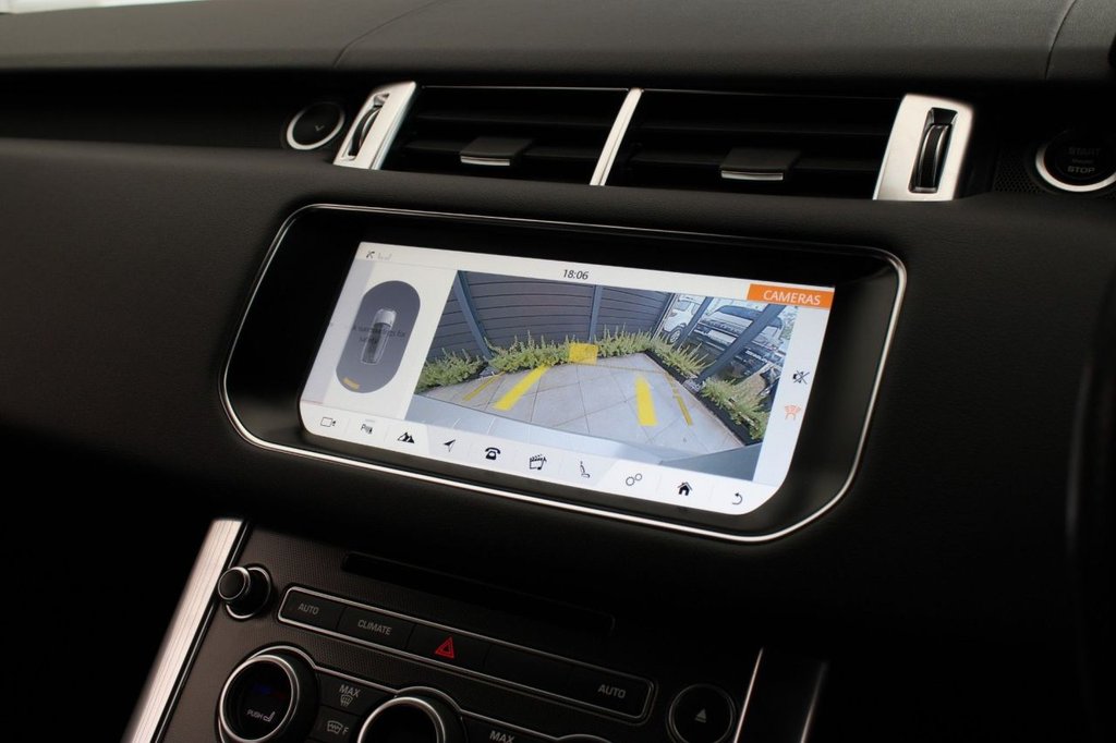 Used Land Rover Range Rover Sport 2017 for sale - 76185306: Photo 11