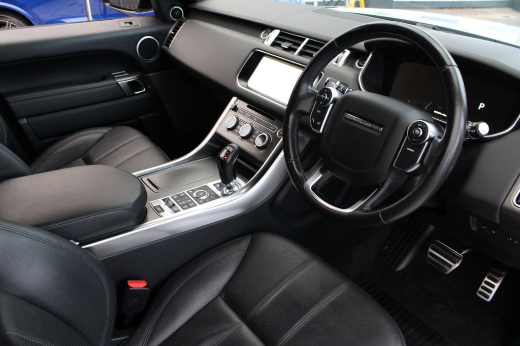 Used Land Rover Range Rover Sport 2017 for sale - 76185306: Photo 2