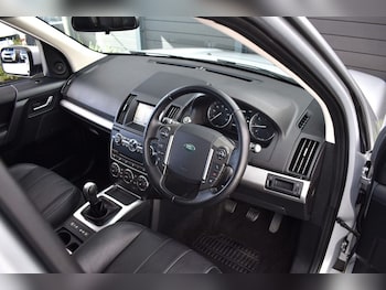 Used Land Rover Freelander 2013 for sale - 77935995: Photo