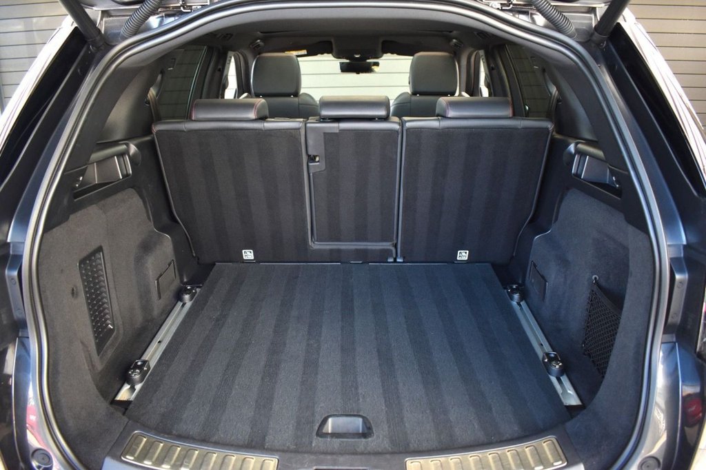 Used Land Rover Discovery Sport 2021 for sale - 78124437: Photo 32