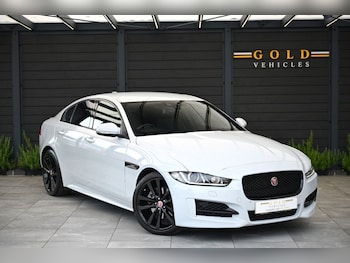 Used Jaguar XE 2018 for sale - 79313362: Photo