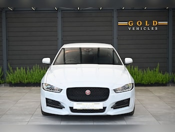Used Jaguar XE 2018 for sale - 79313362: Photo