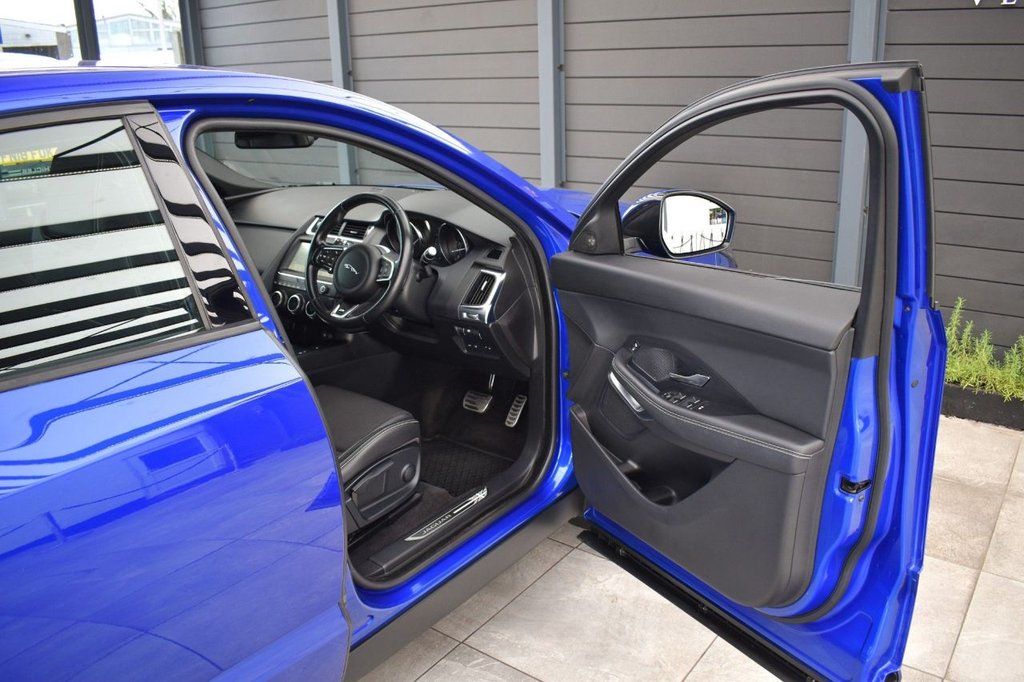 Used Jaguar E-Pace 2018 for sale - 78167367: Photo 47