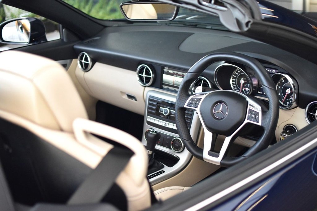 Used Mercedes-Benz SLK 2013 for sale - 77546692: Photo 28