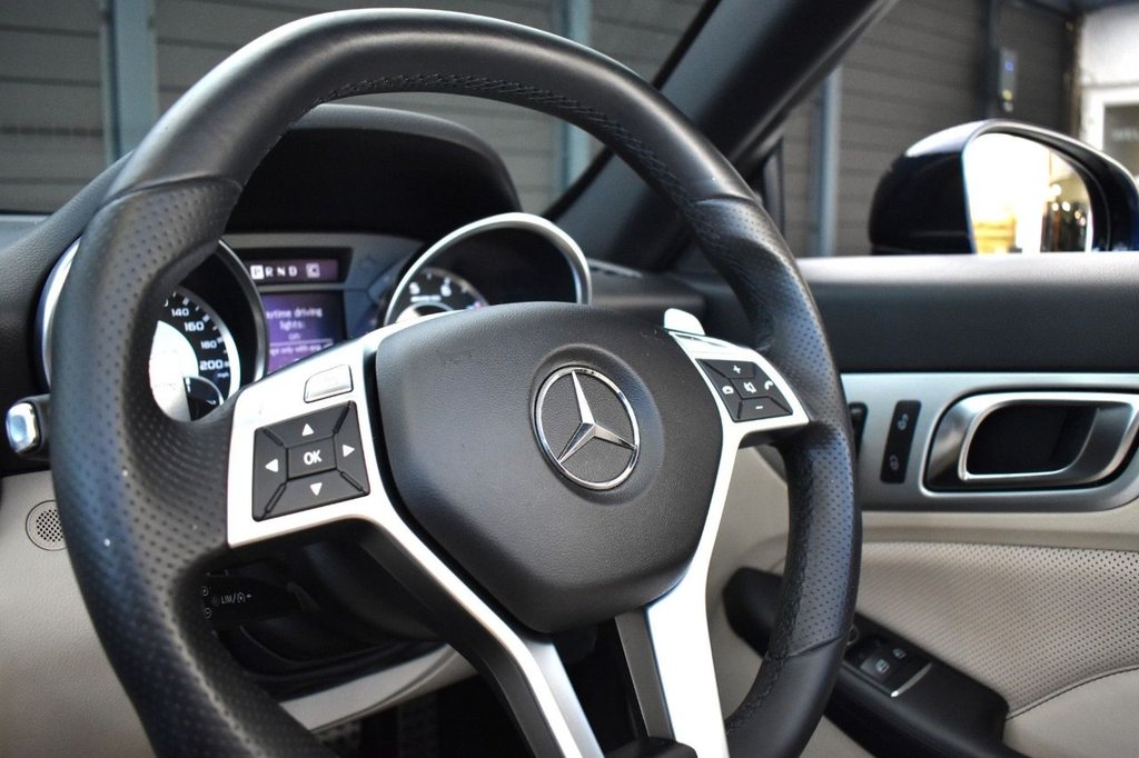 Used Mercedes-Benz SLK 2013 for sale - 77546692: Photo 48