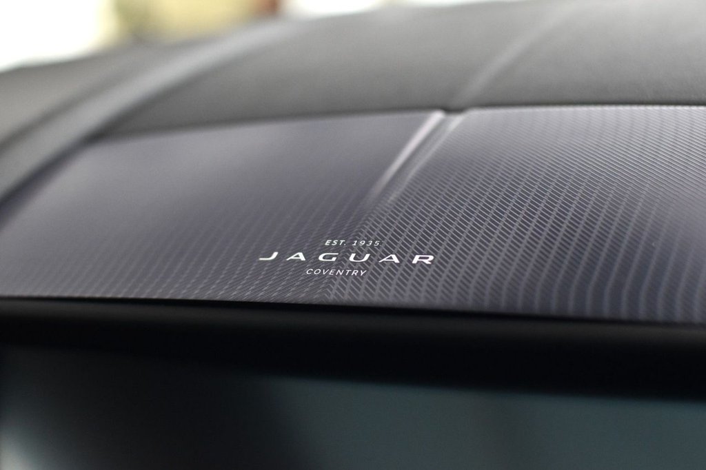 Used Jaguar F-Type 2021 for sale - 77341240: Photo 23