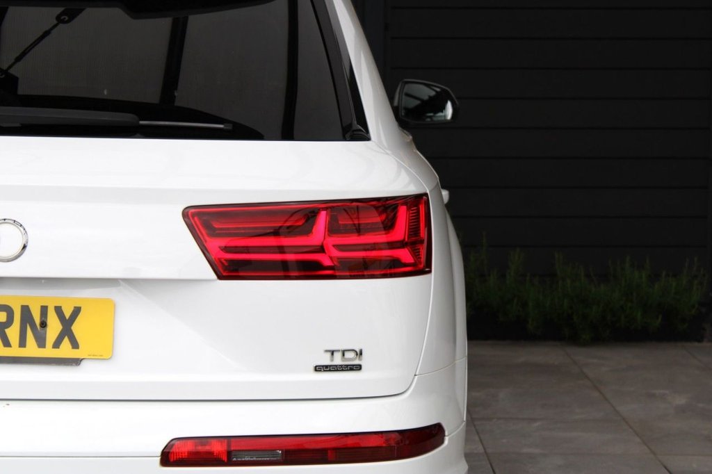 Used Audi Q7 2018 for sale - 76698128: Photo 11