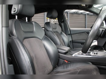 Used Audi Q7 2018 for sale - 76698128: Photo