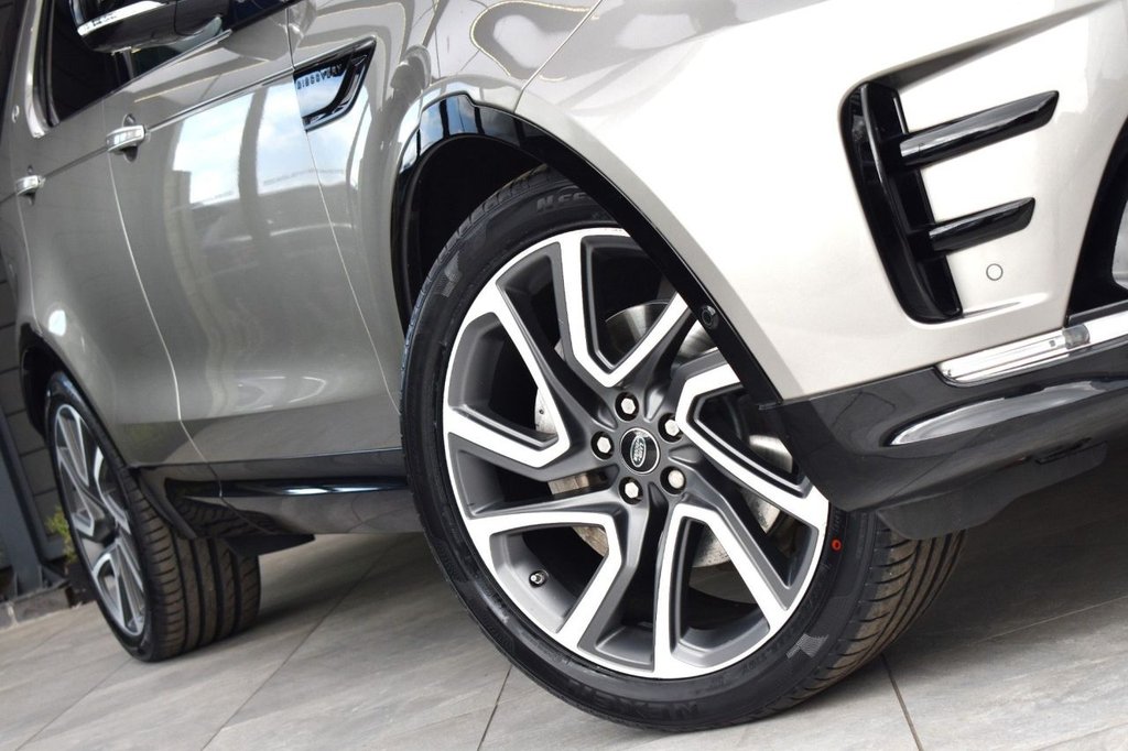 Used Land Rover Discovery 2019 for sale - 78068338: Photo 3