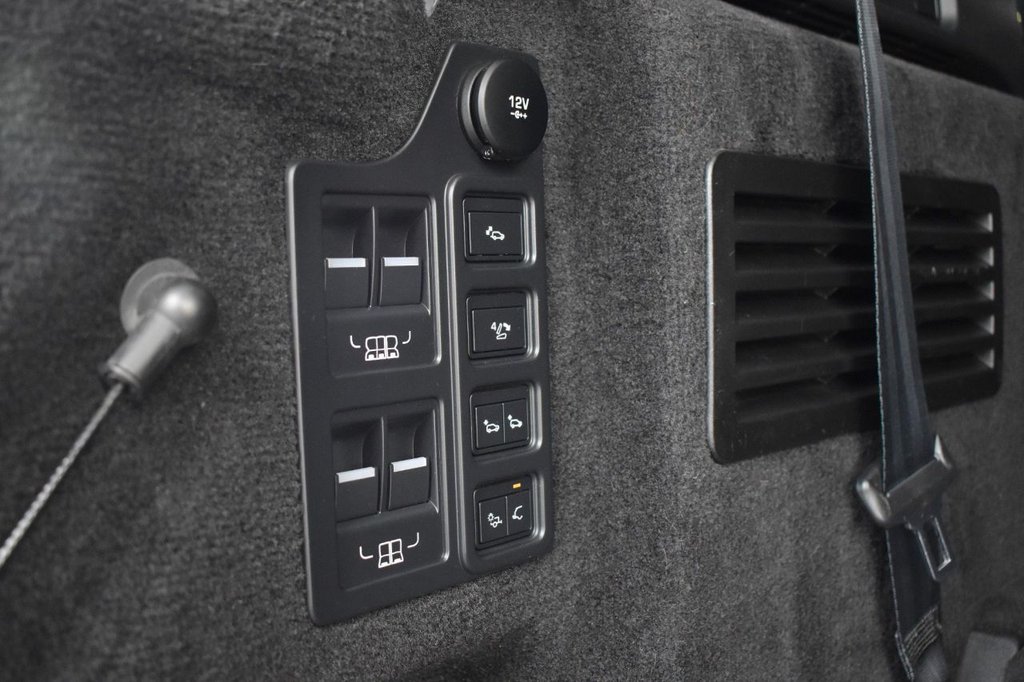 Used Land Rover Discovery 2019 for sale - 78068338: Photo 36