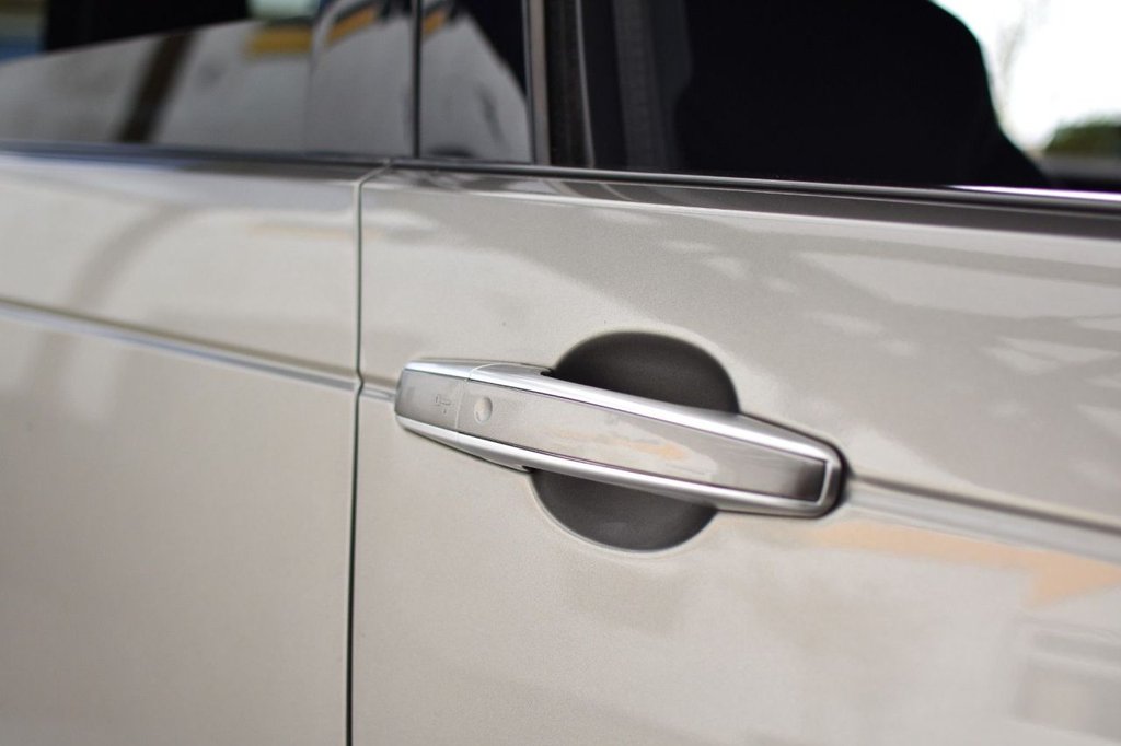 Used Land Rover Discovery 2019 for sale - 78068338: Photo 46