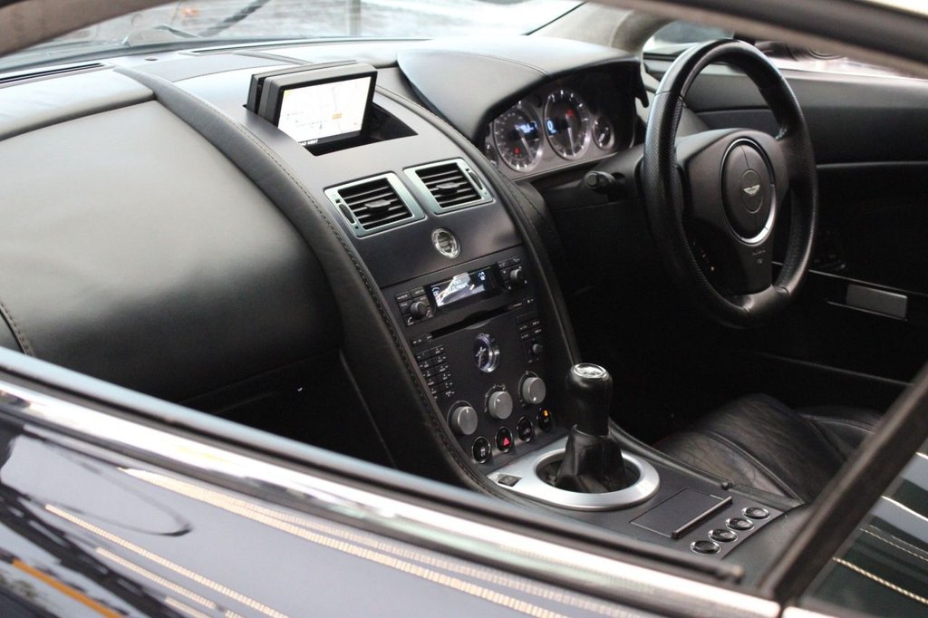 Used Aston Martin Vantage 2007 for sale - 76569968: Photo 10