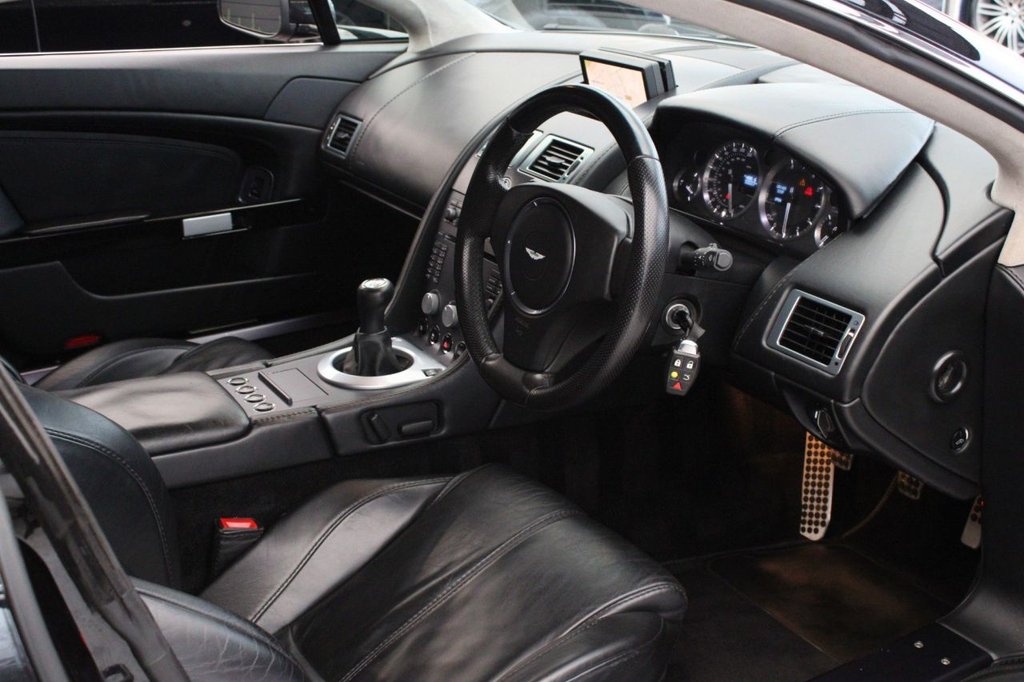 Used Aston Martin Vantage 2007 for sale - 76569968: Photo 14